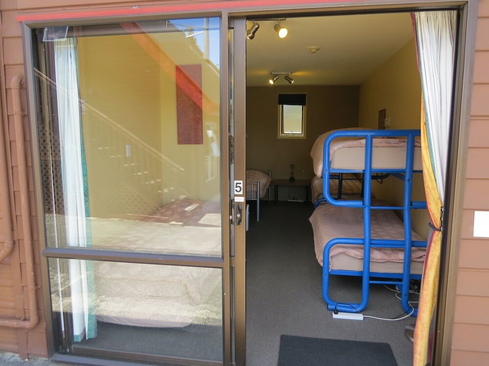 Фото Hanmer Backpackers