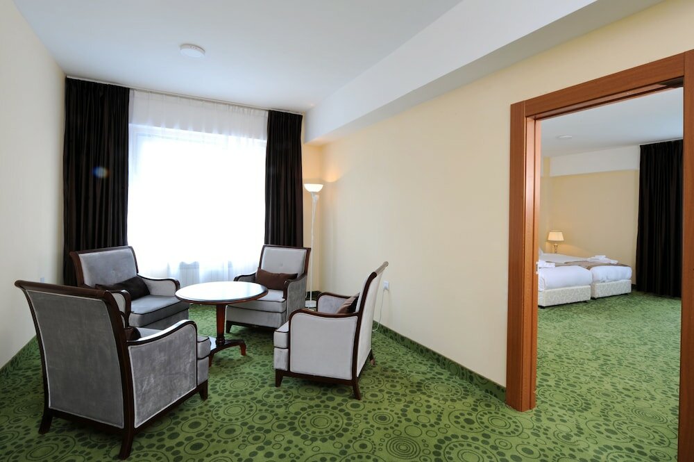 Фото Alpha Mongolia