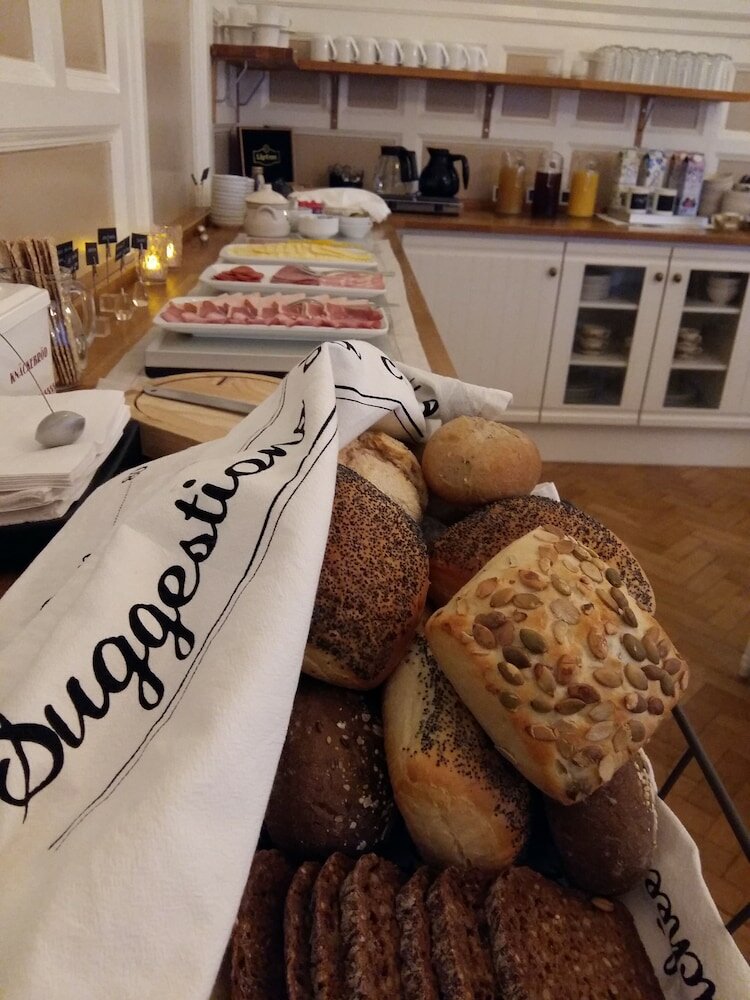 Фото Hamnhotellet Kronan