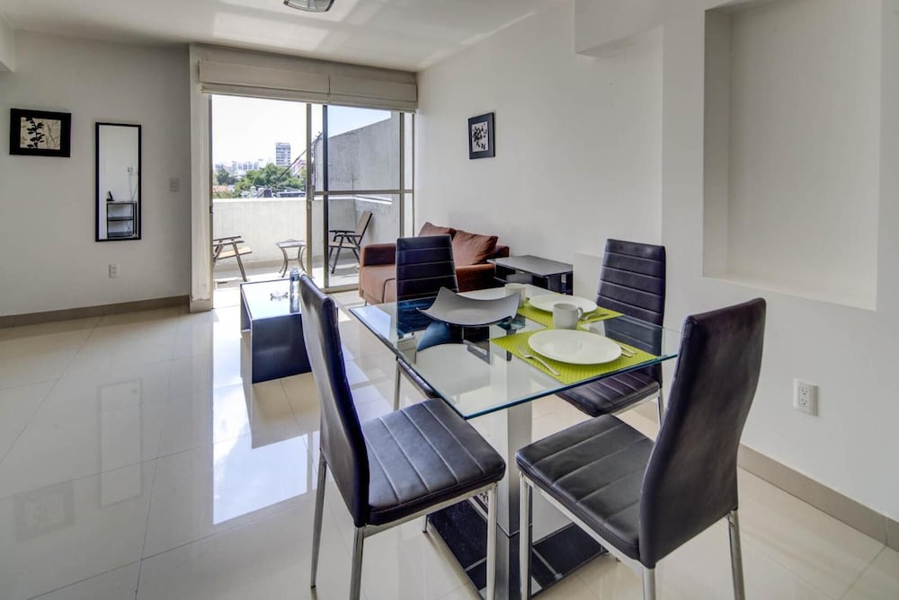 Фото Grupo Kings Suites Alfredo de Musset