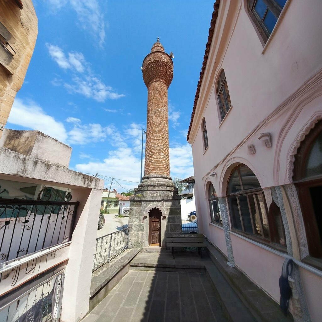 Mosque Sahinler Neighborhood Mosque, Burhaniye, photo