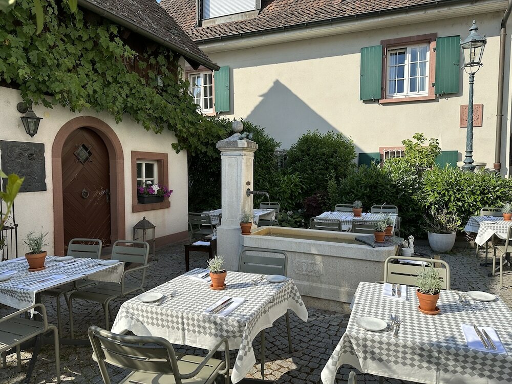 Фото Hotel-Restaurant Adler