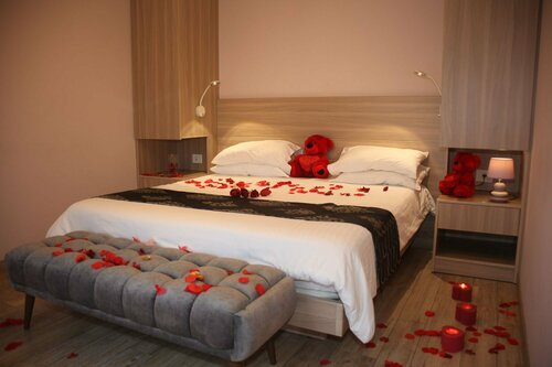 Гостиница HOtello Guest Suites в Джунии