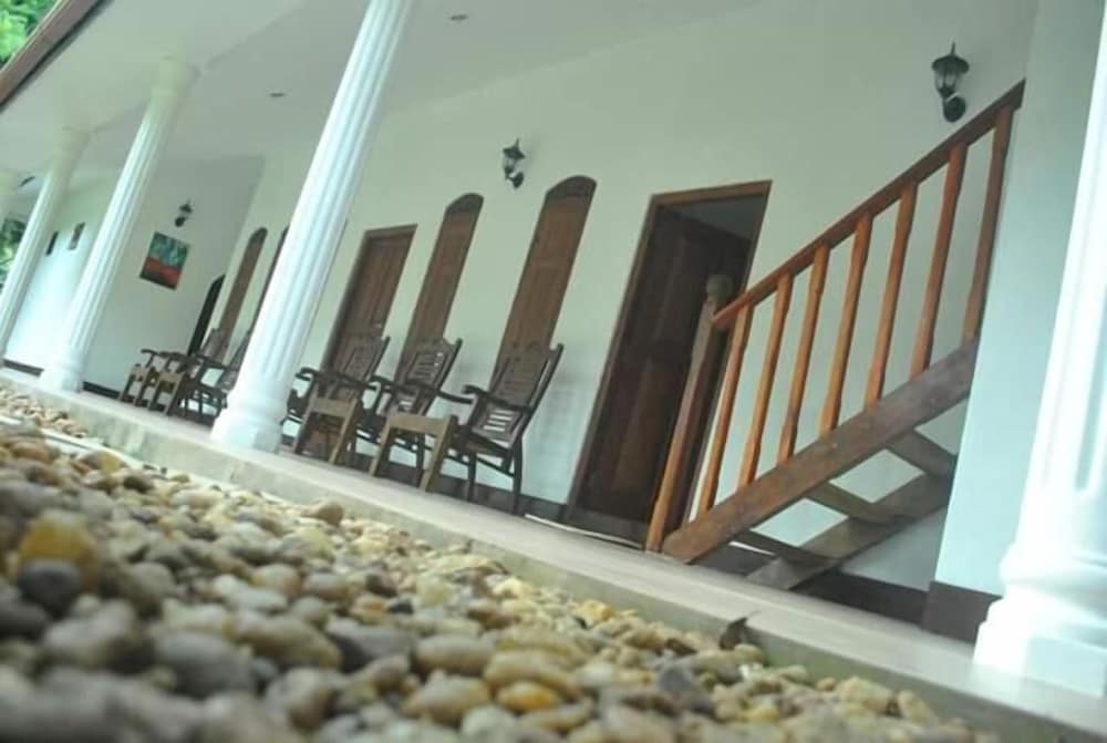 Фото Aragorn Villa