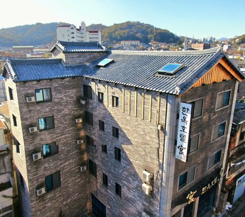 Гостиница Jeonju Hanok Hotel Kung в Чонджу