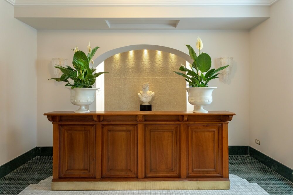 Фото Grand Hotel Des Ètrangers