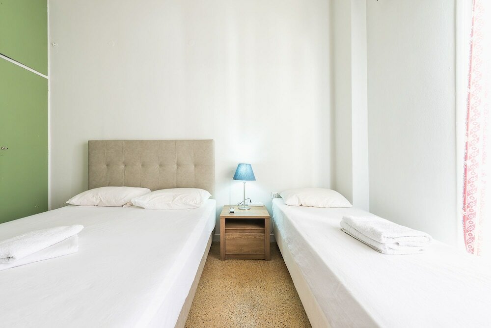 Фото Space Paradise Apartments