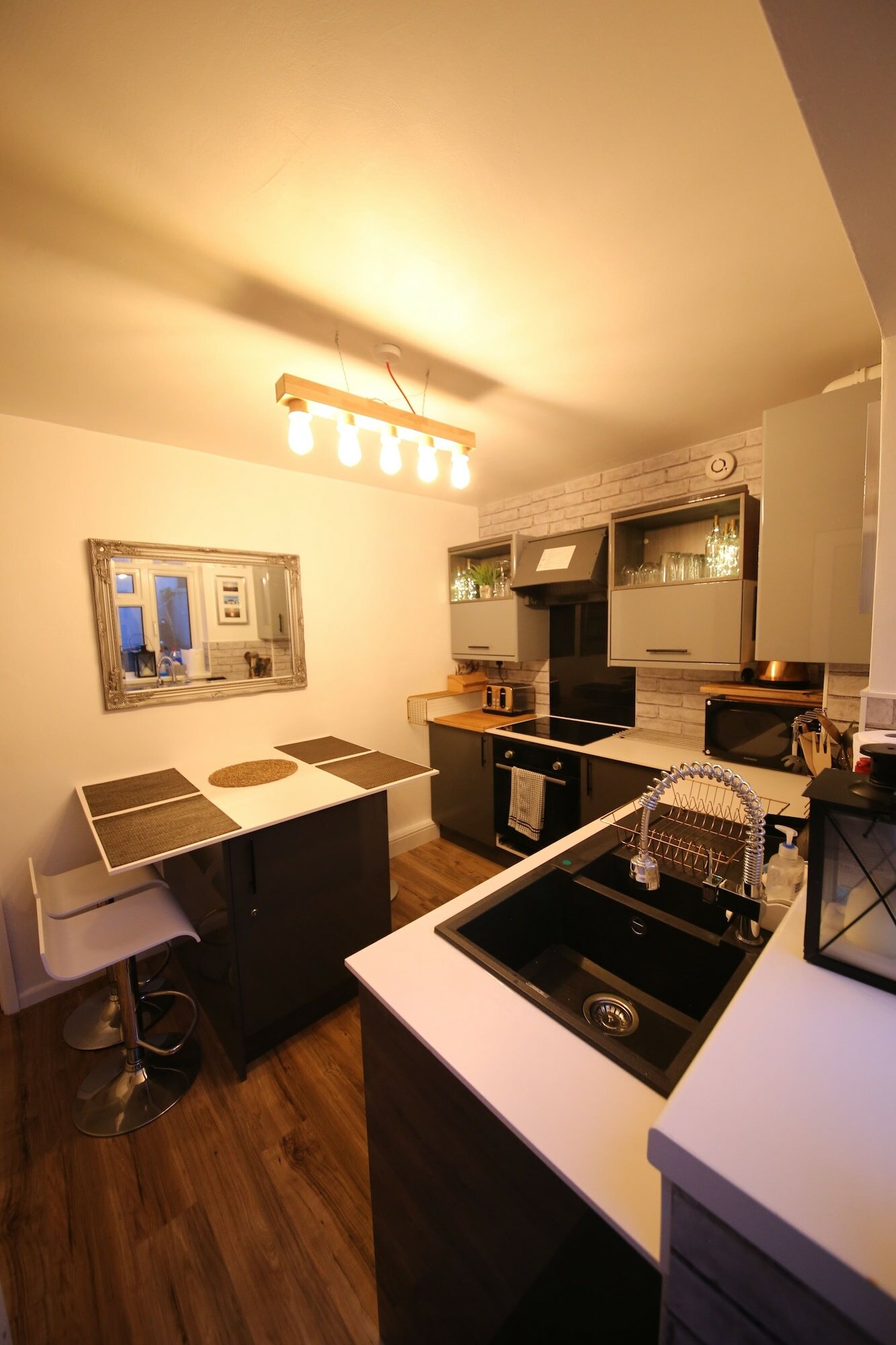 Фото Magdalen quarters