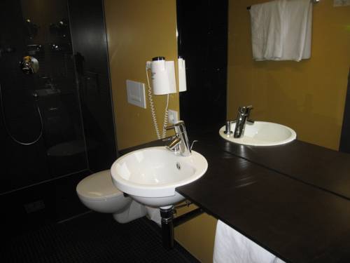 Фото Montfort - das Hotel