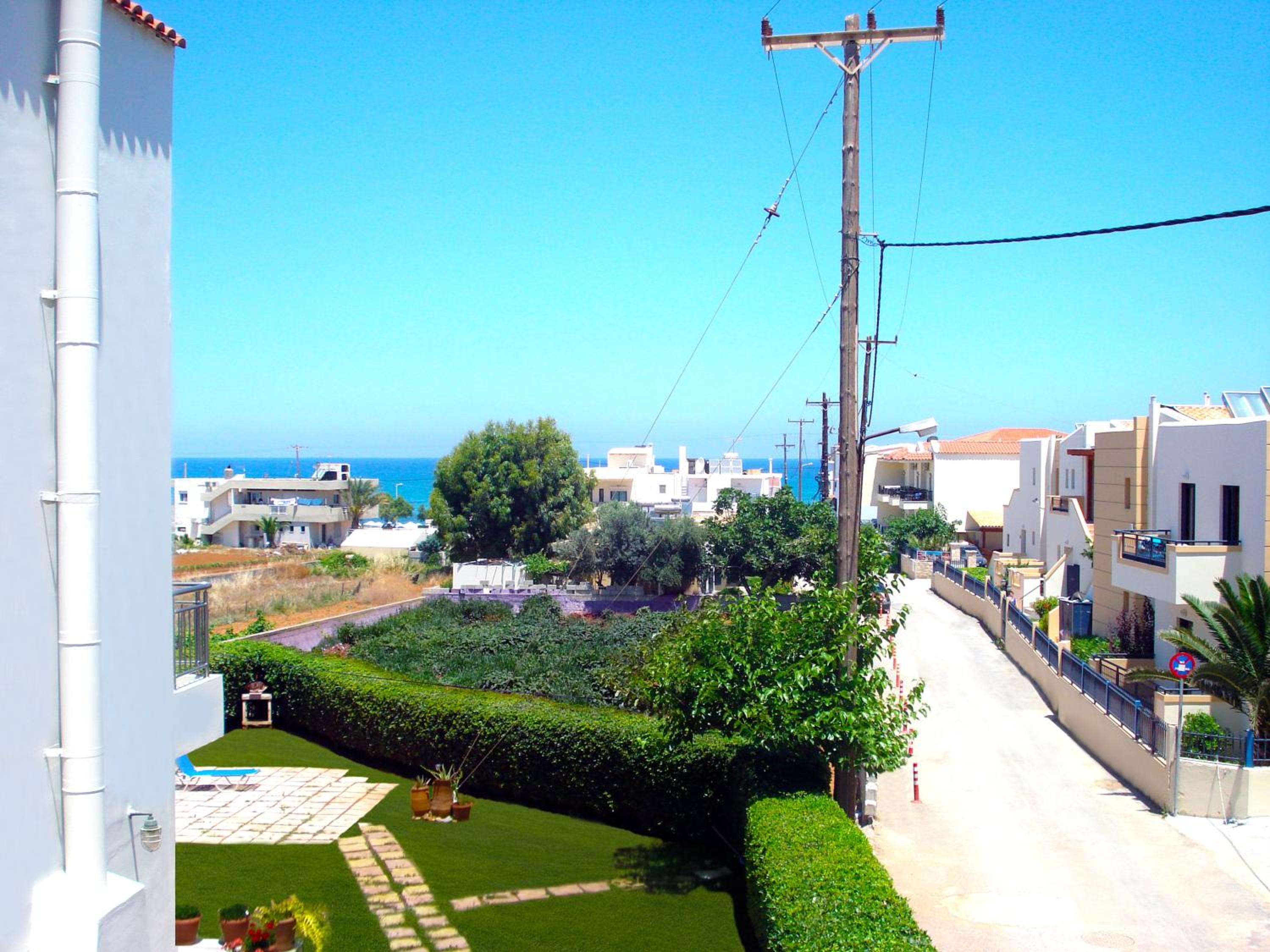 Фото Elina Apartments Gouves