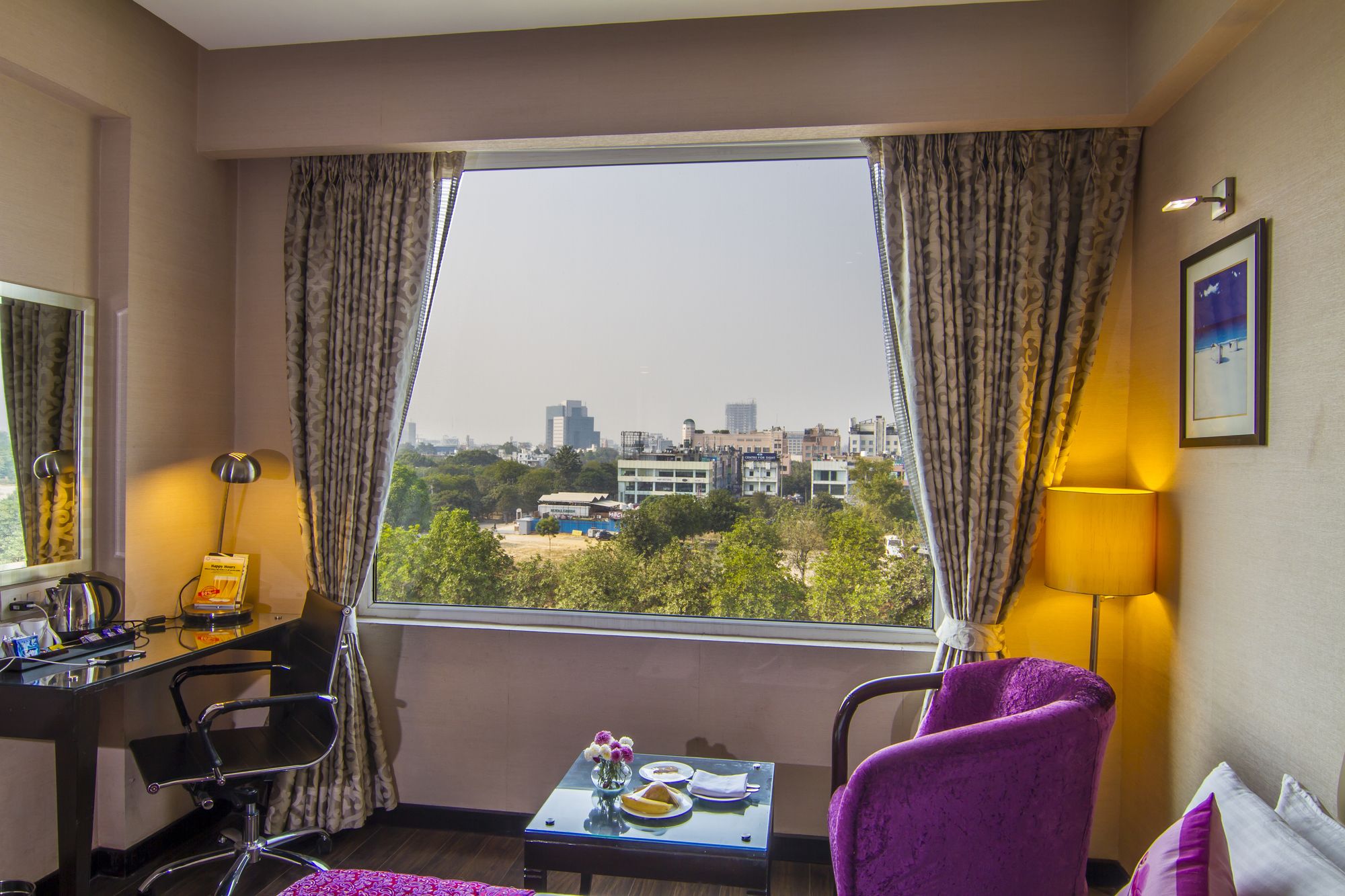 Фото Central Blue Stone