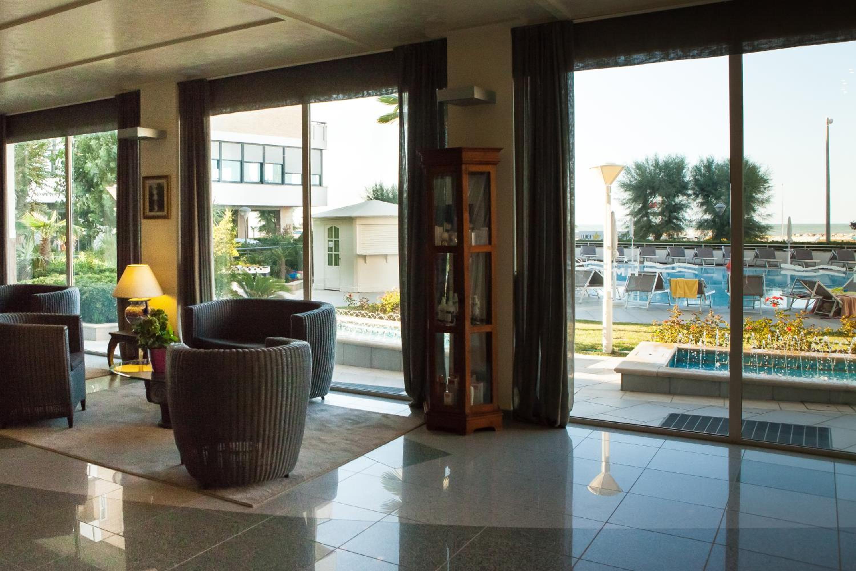 Фото Hotel Miramare