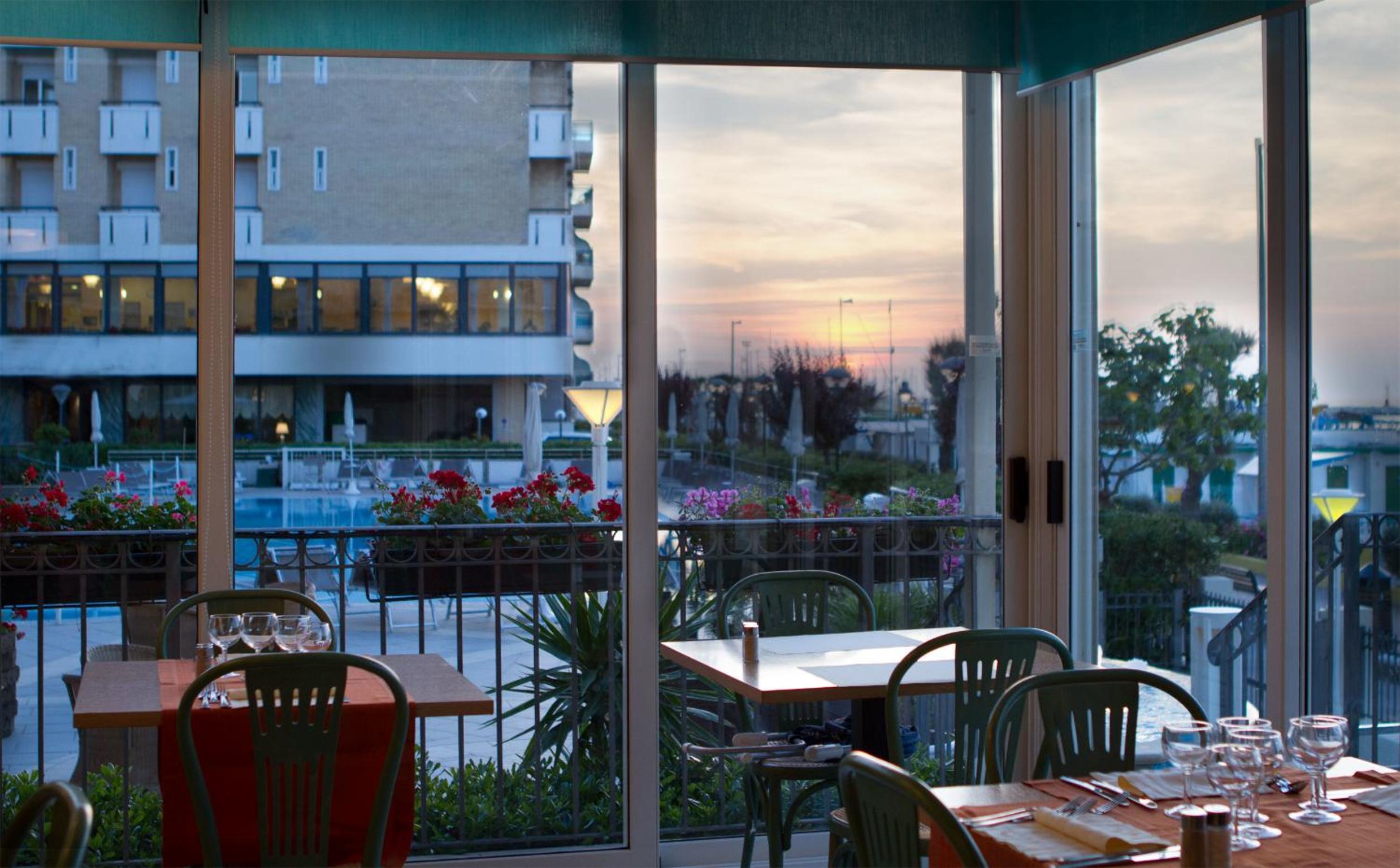 Фото Hotel Miramare