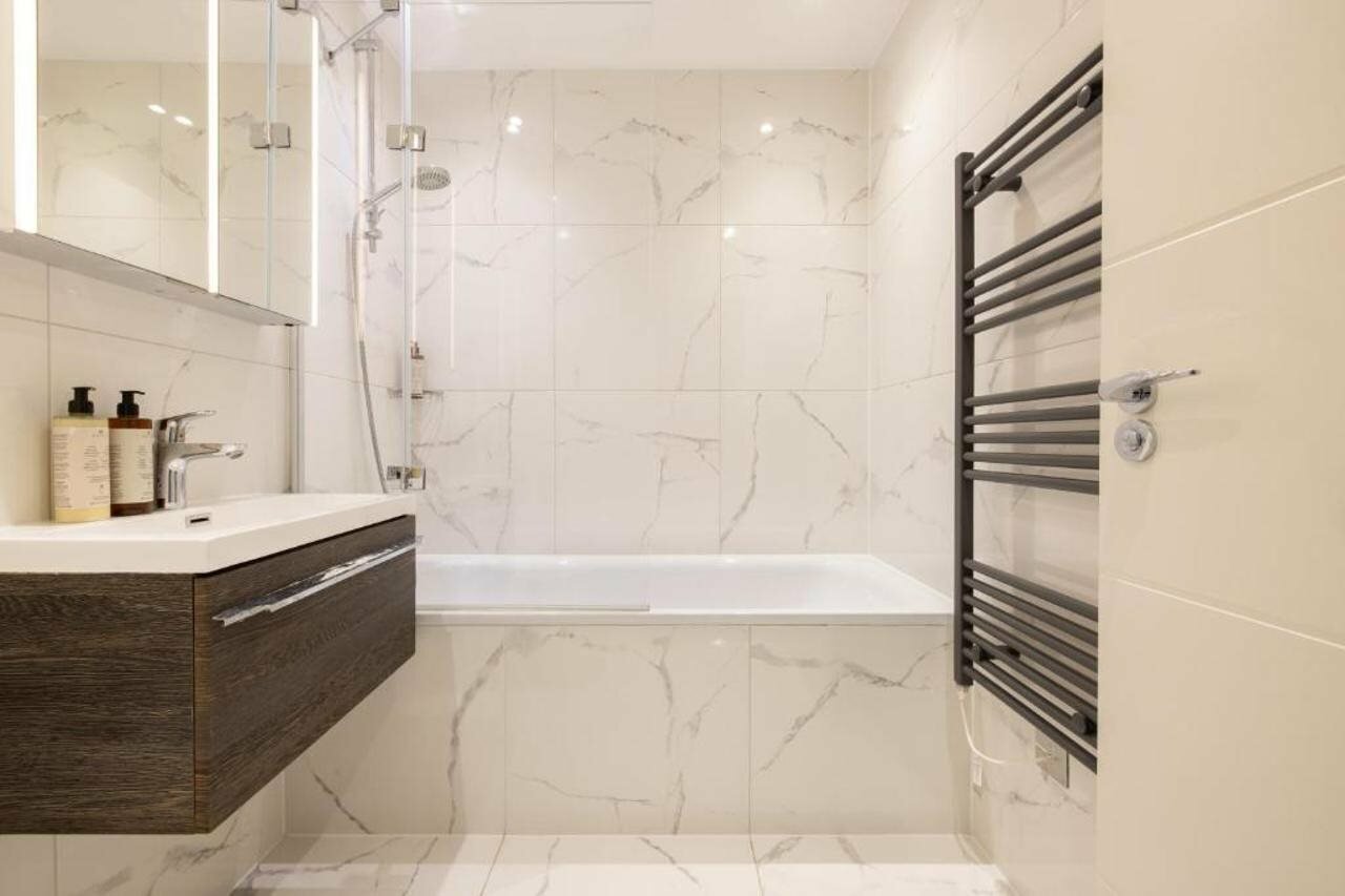 Фото Charles Hope Apartments Heathrow South