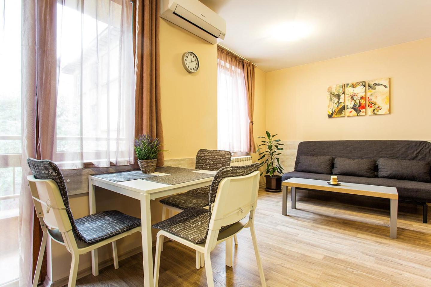 Фото Sofia Place Hotel