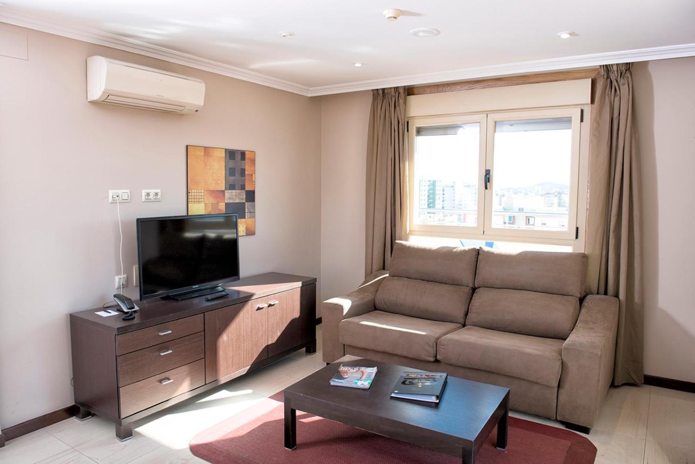 Фото Mediterraneo Real Apartamentos Turísticos