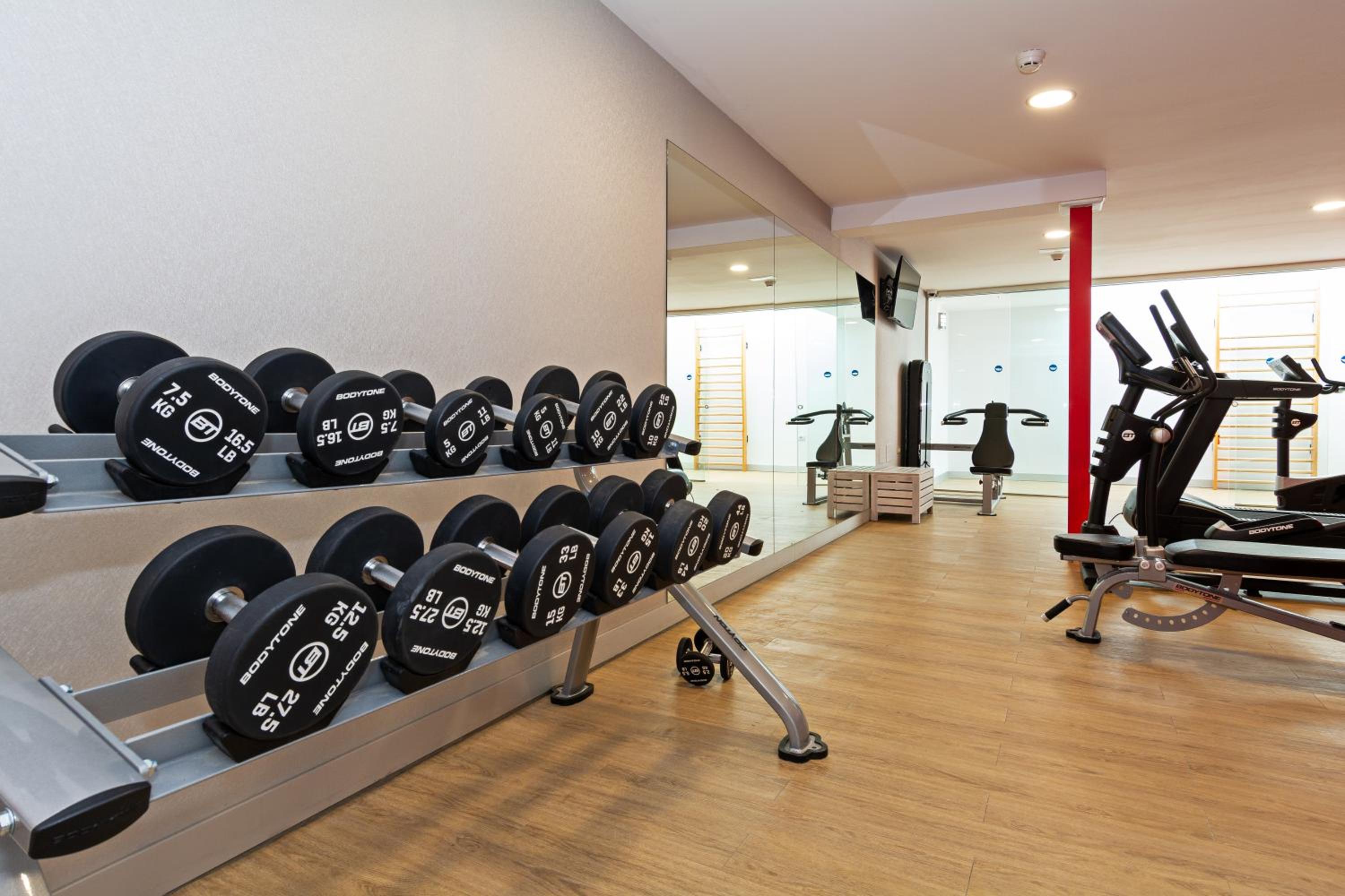 Фото Apartamentos Océano - Adults Only