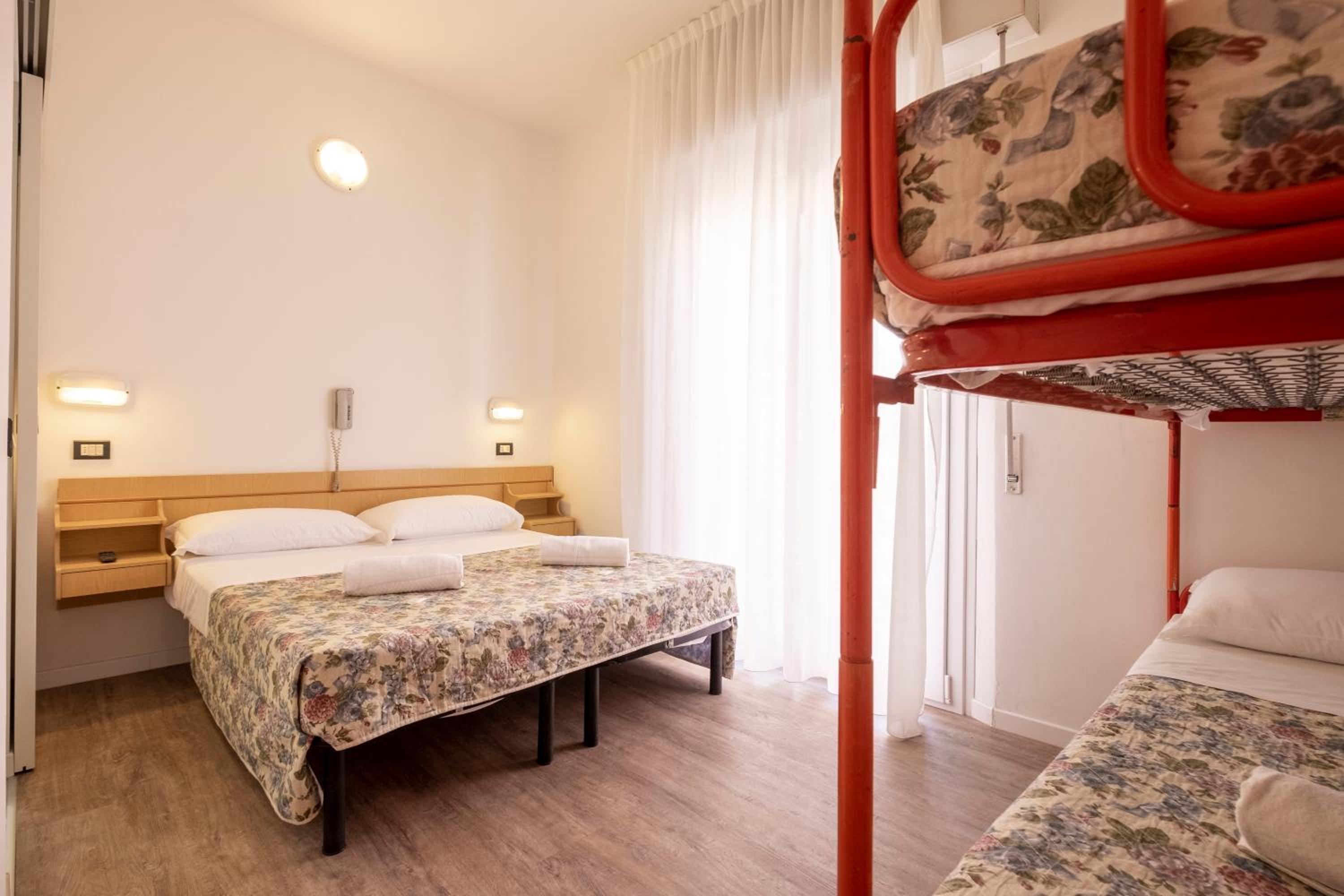 Фото Hostel Bella Rimini