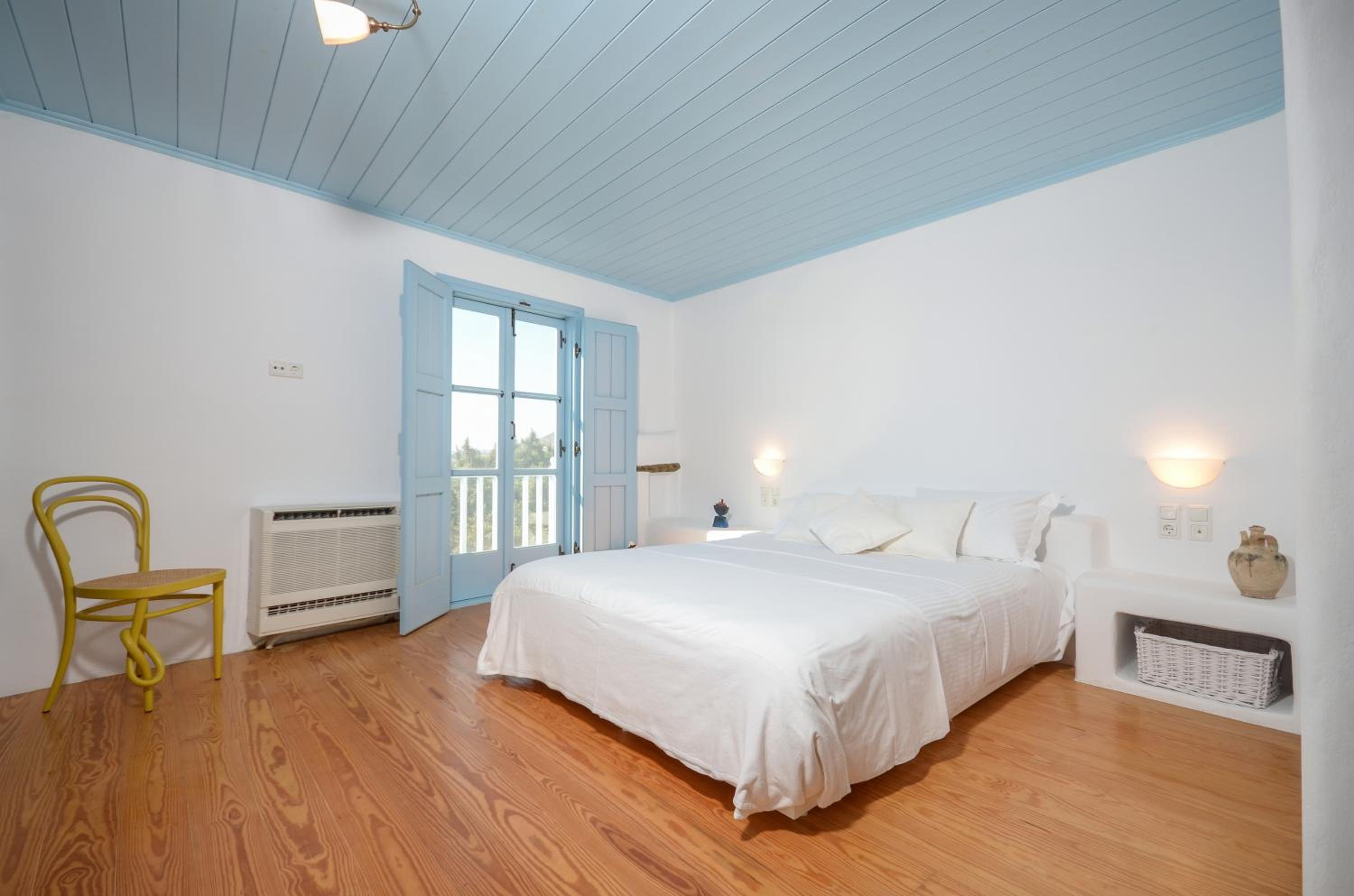 Фото Cycladic Islands Hotel & SPA