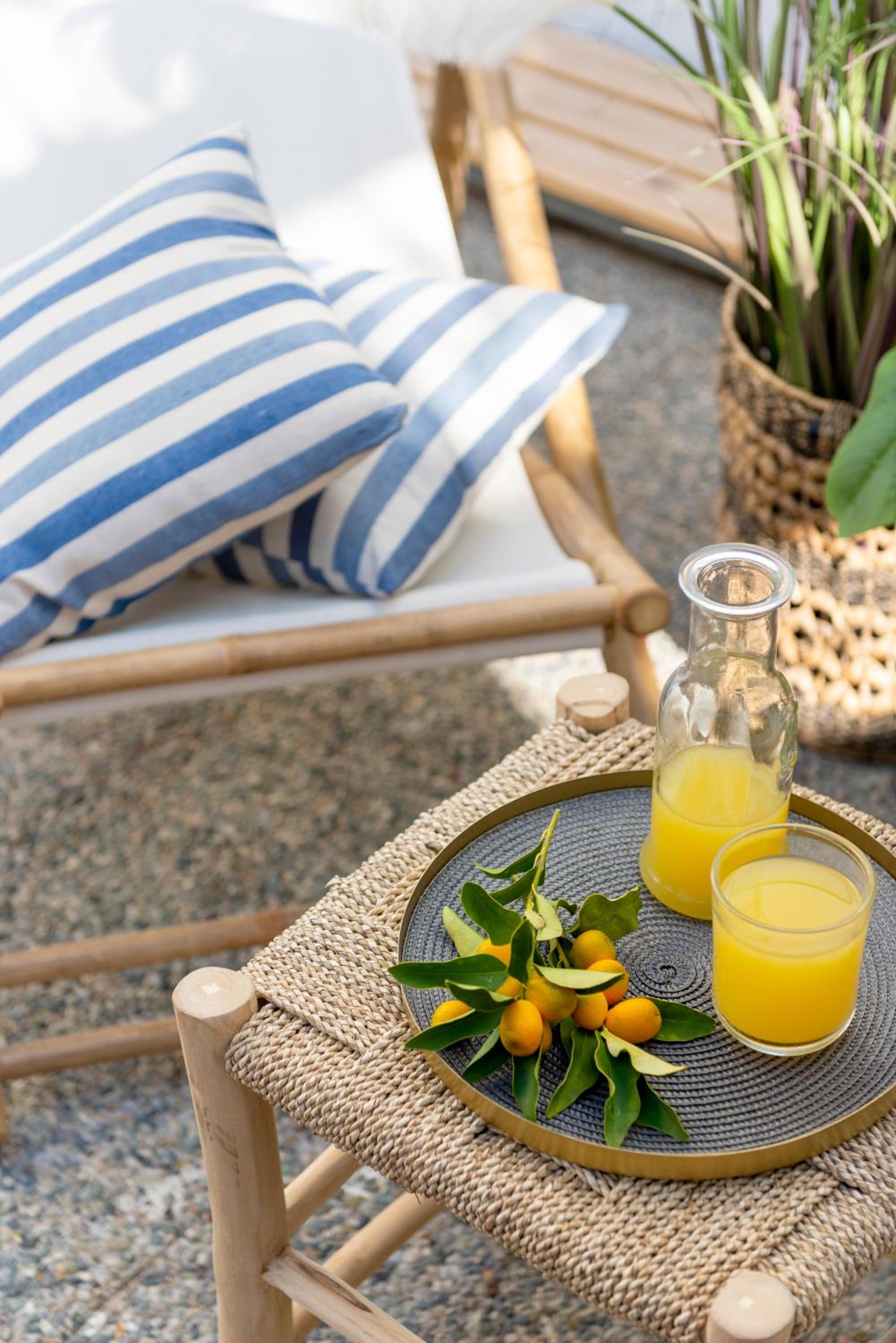 Фото Blue Jasmine Suites