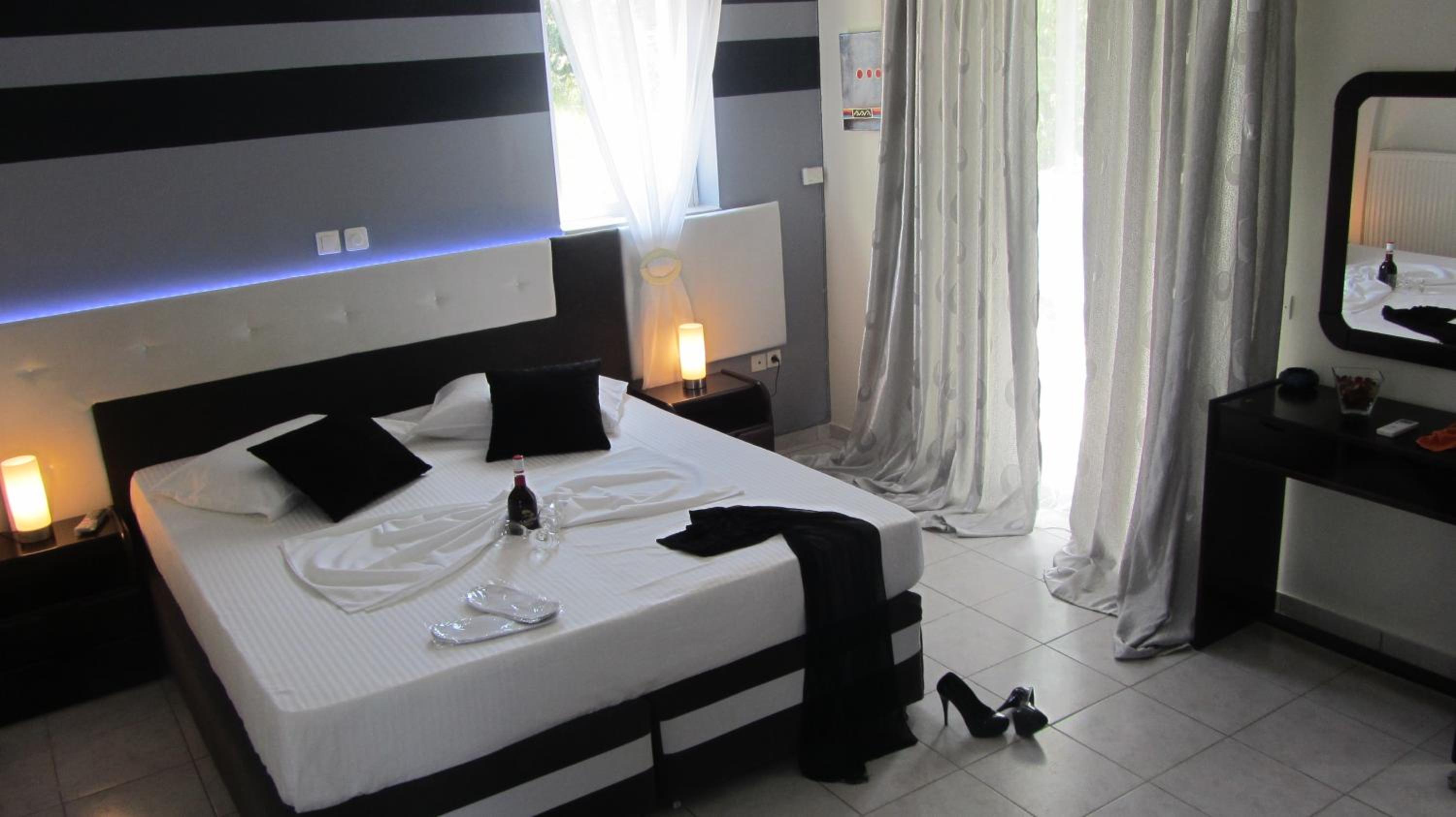 Фото Shine Studios