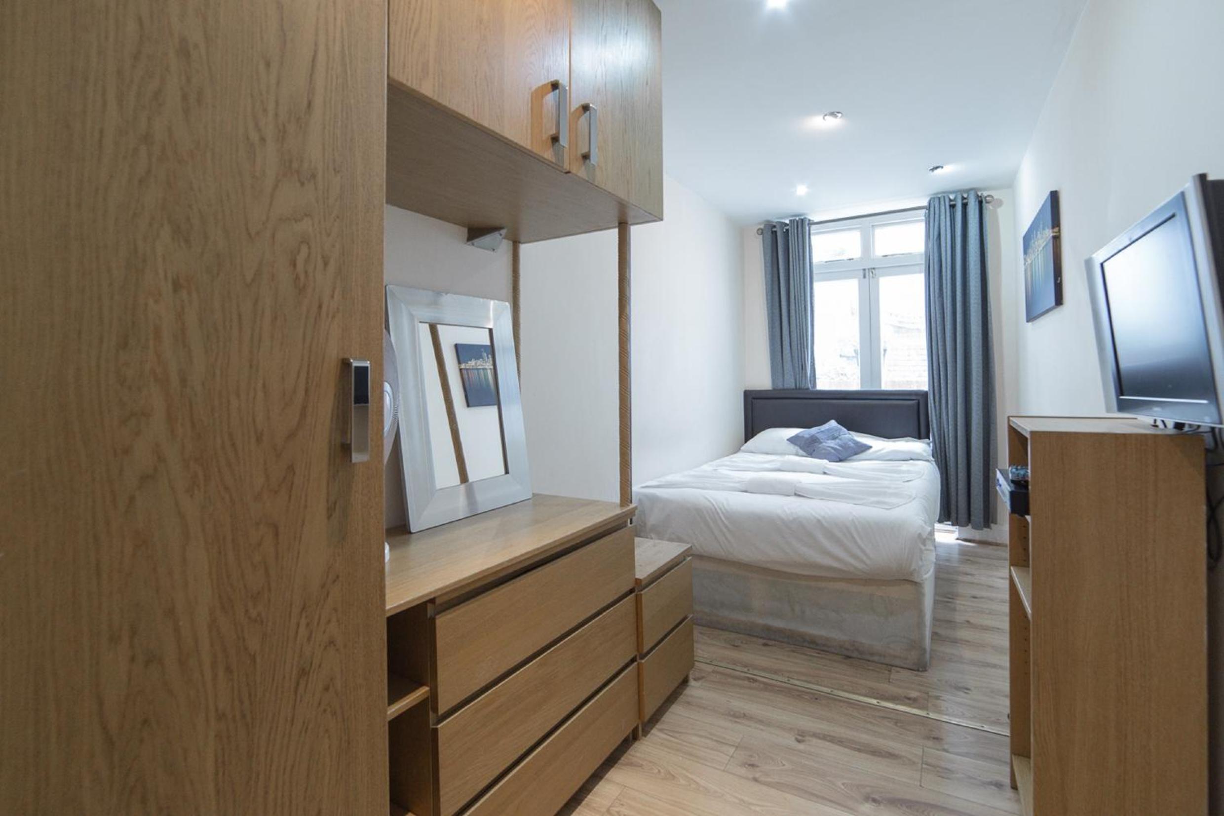 Фото Imperial Court Studios