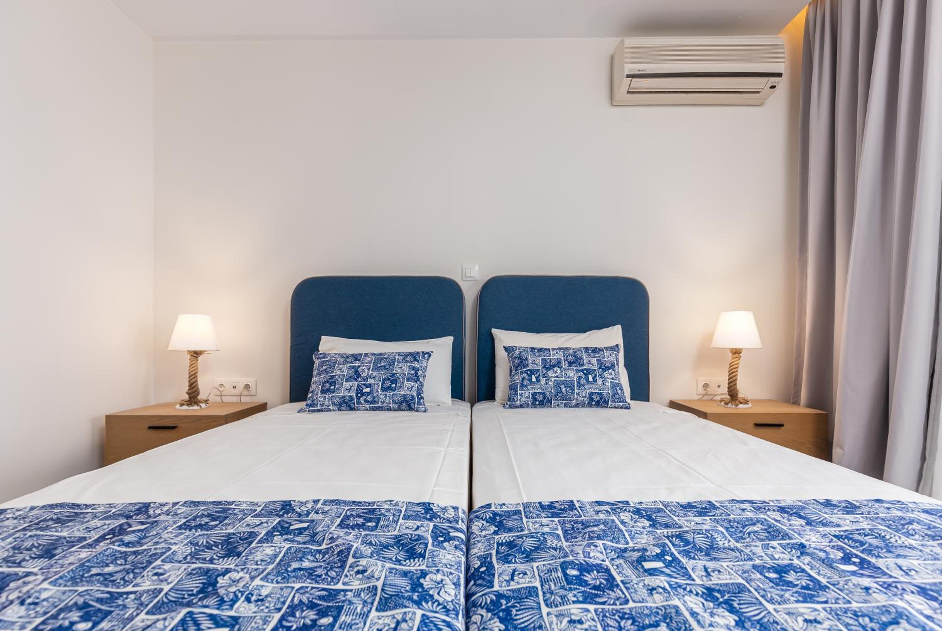 Фото Sirocco Hotel