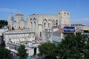 отель Kyriad Avignon Palais Des Papes