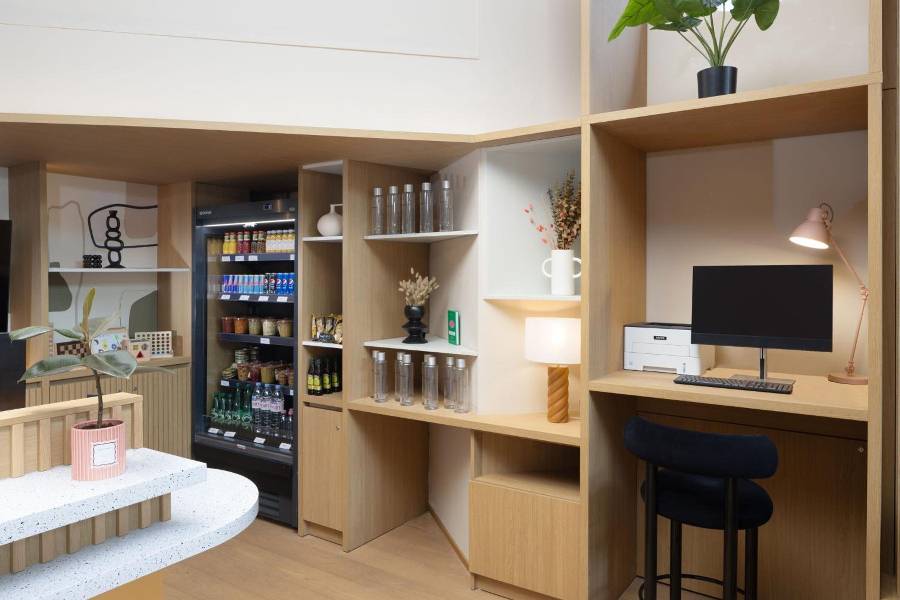 Фото Residence Inn by Marriott Paris Didot Montparnasse