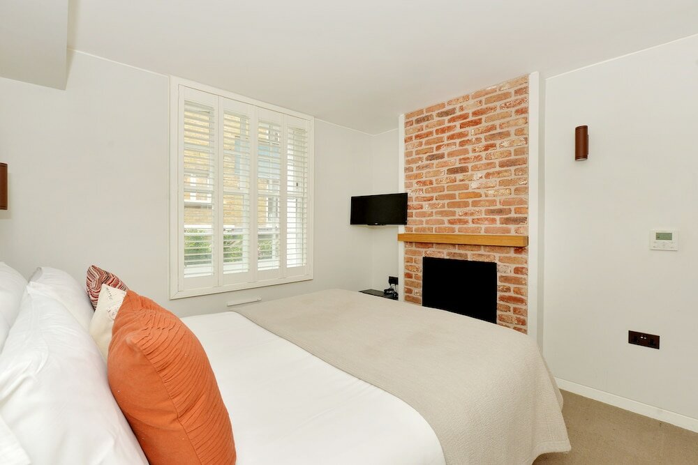 Фото Superior St Christophers Place