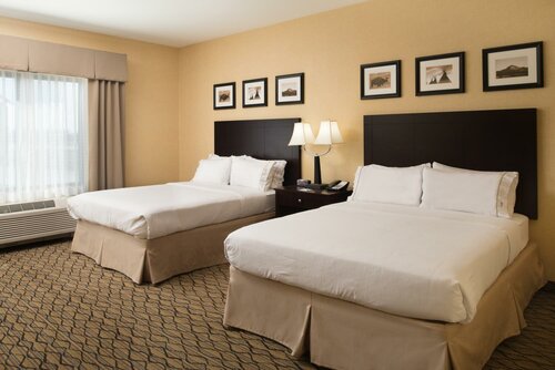 Гостиница Glacier Peaks Hotel
