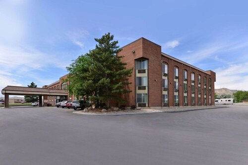Гостиница Quality Inn Vernal near Dinosaur National Monument