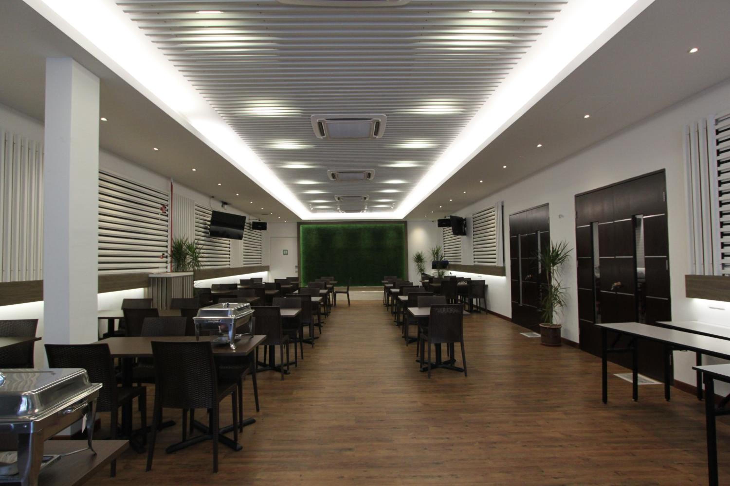 Фото Molek Garden Hotel