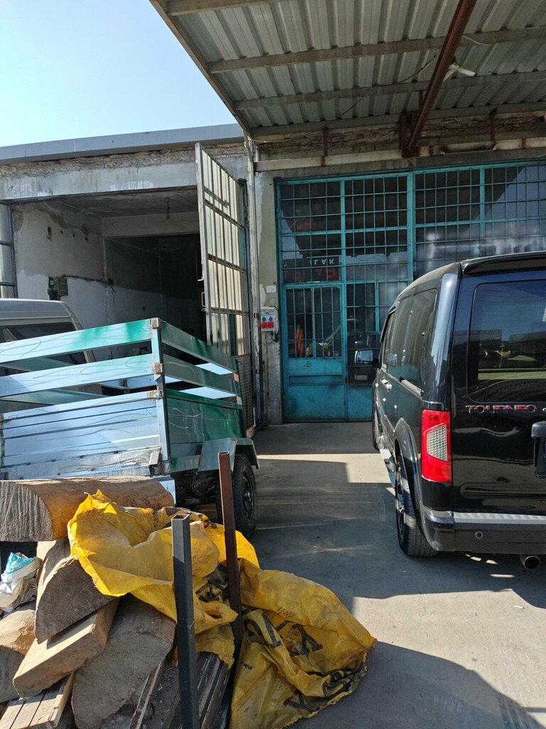 Wrought iron Enfa Ironwork, Konya, photo