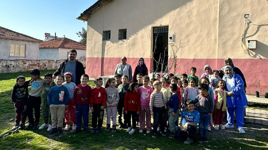 Primary school Dolmadeğirmen Primary School, Akhisar, photo