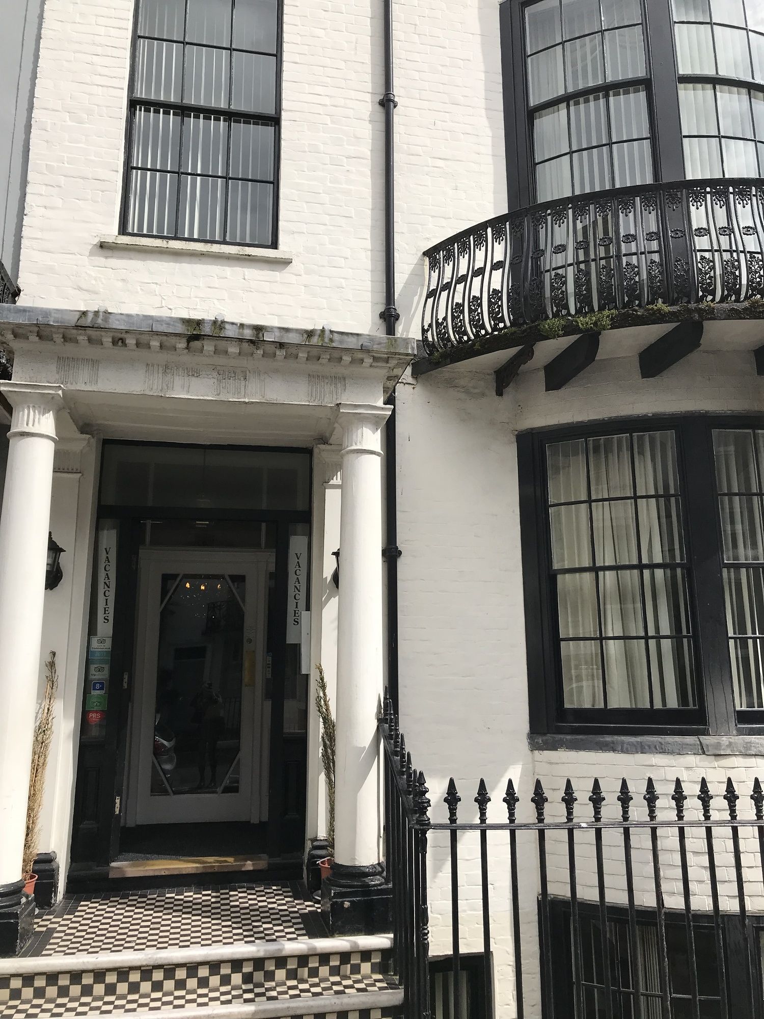 Фото Kempfield House Hotel