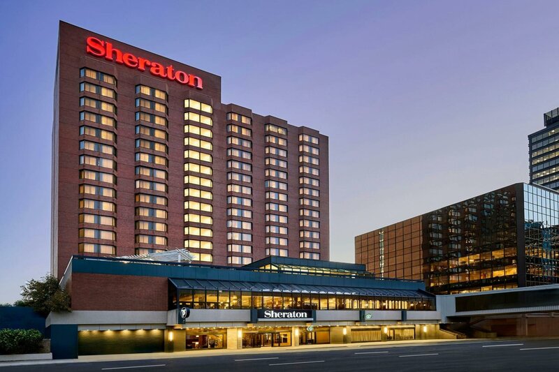Гостиница Sheraton Hamilton Hotel в Гамильтоне
