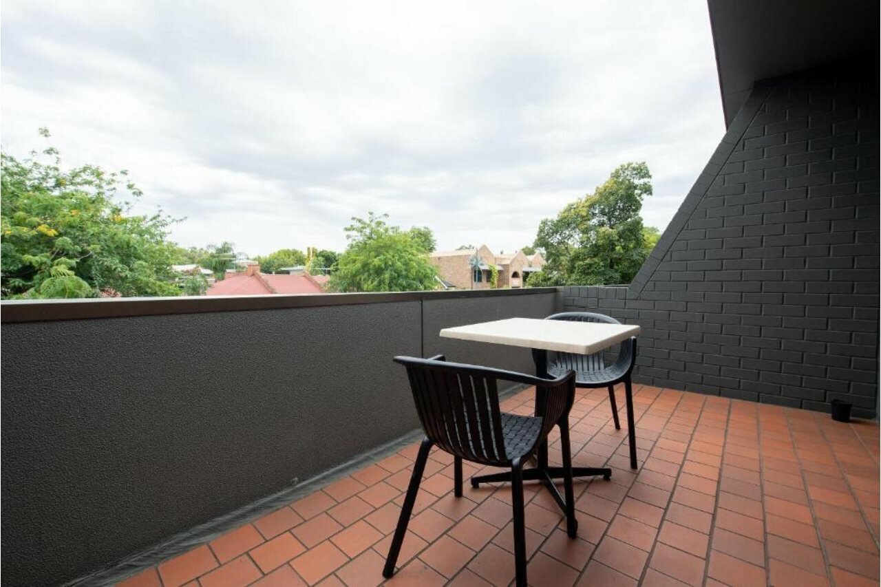 Фото Comfort Hotel Adelaide Meridien