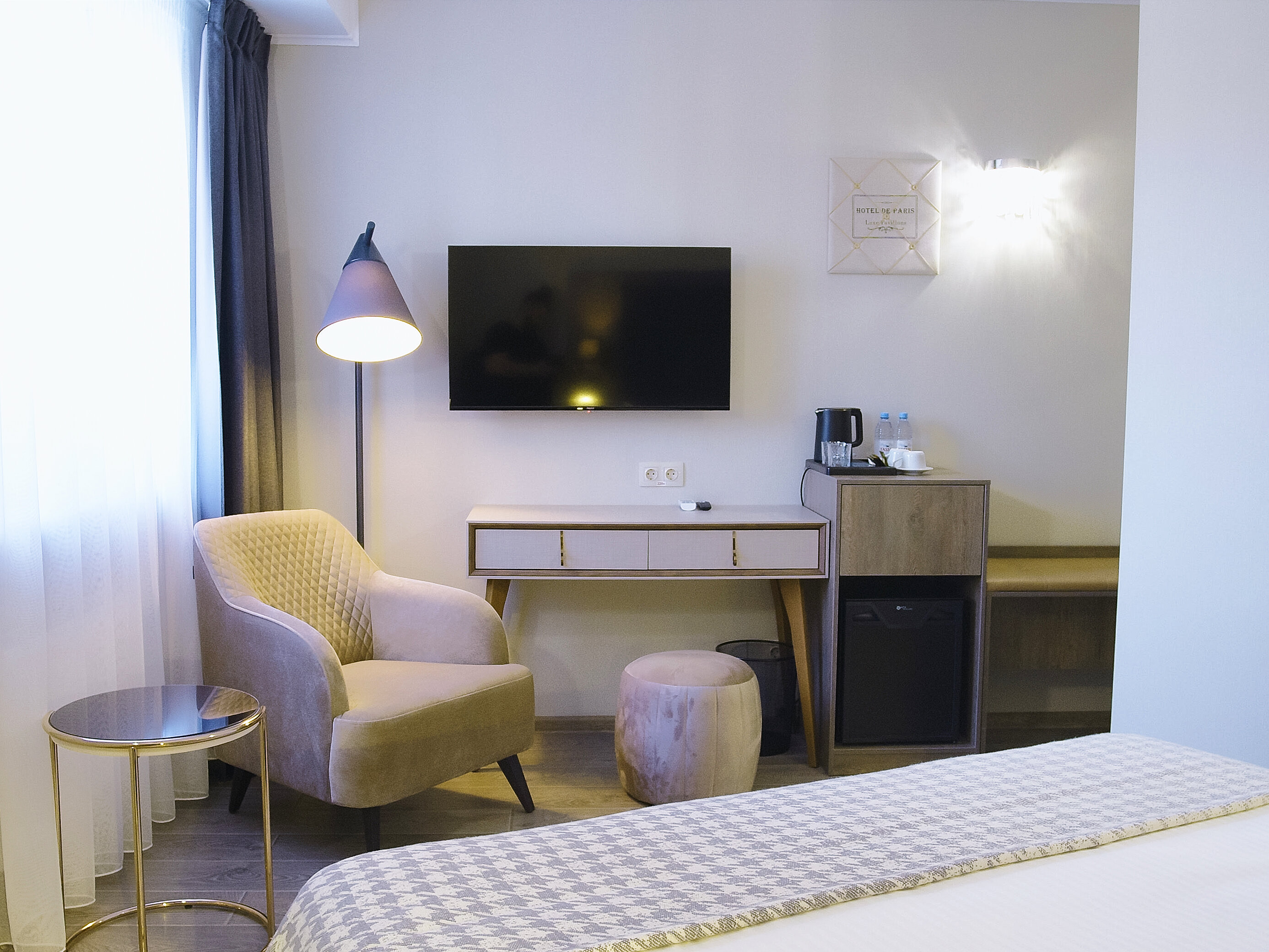 Фото Де Пари