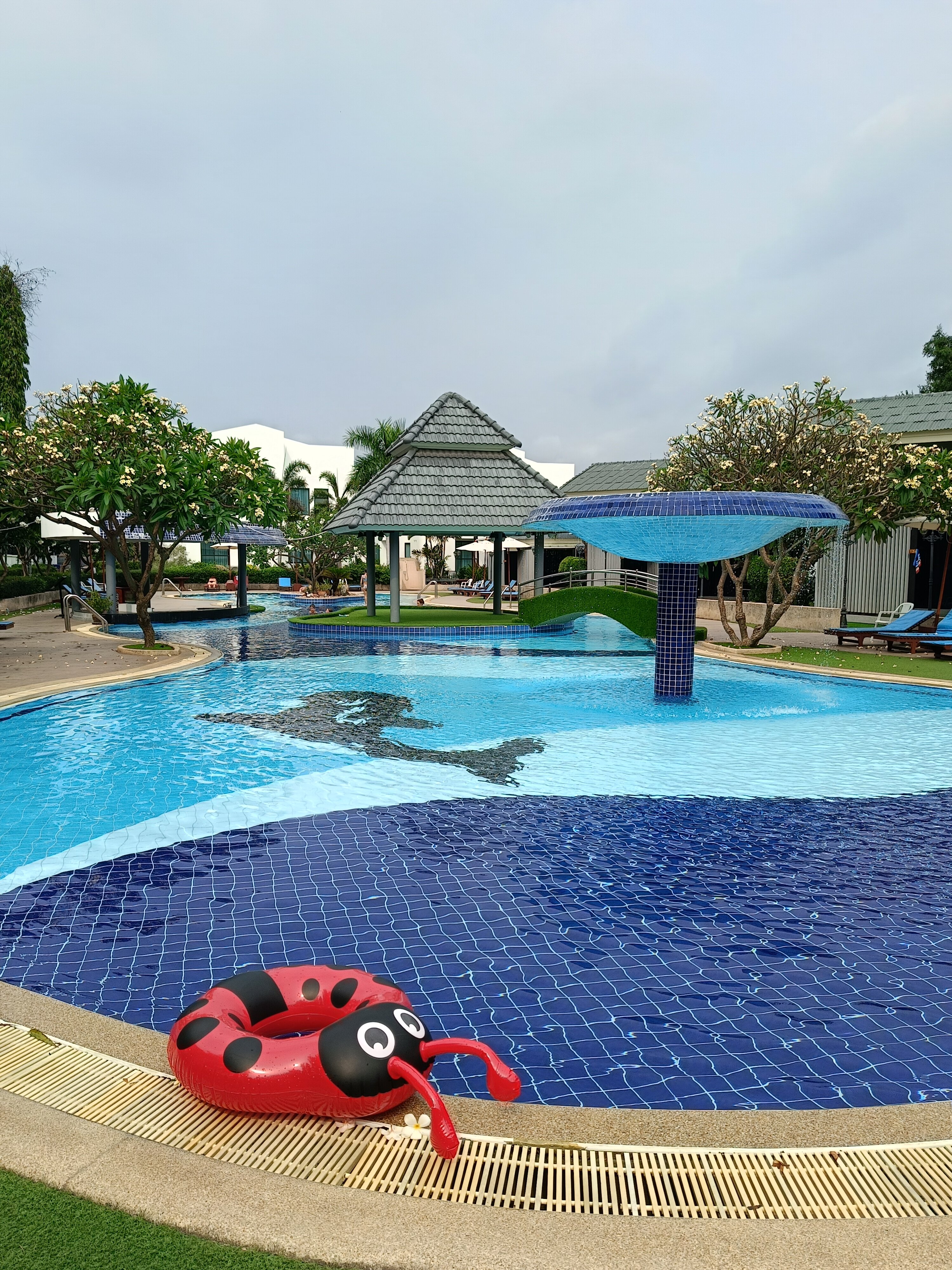 Фото Grand Jomtien Palace Hotel