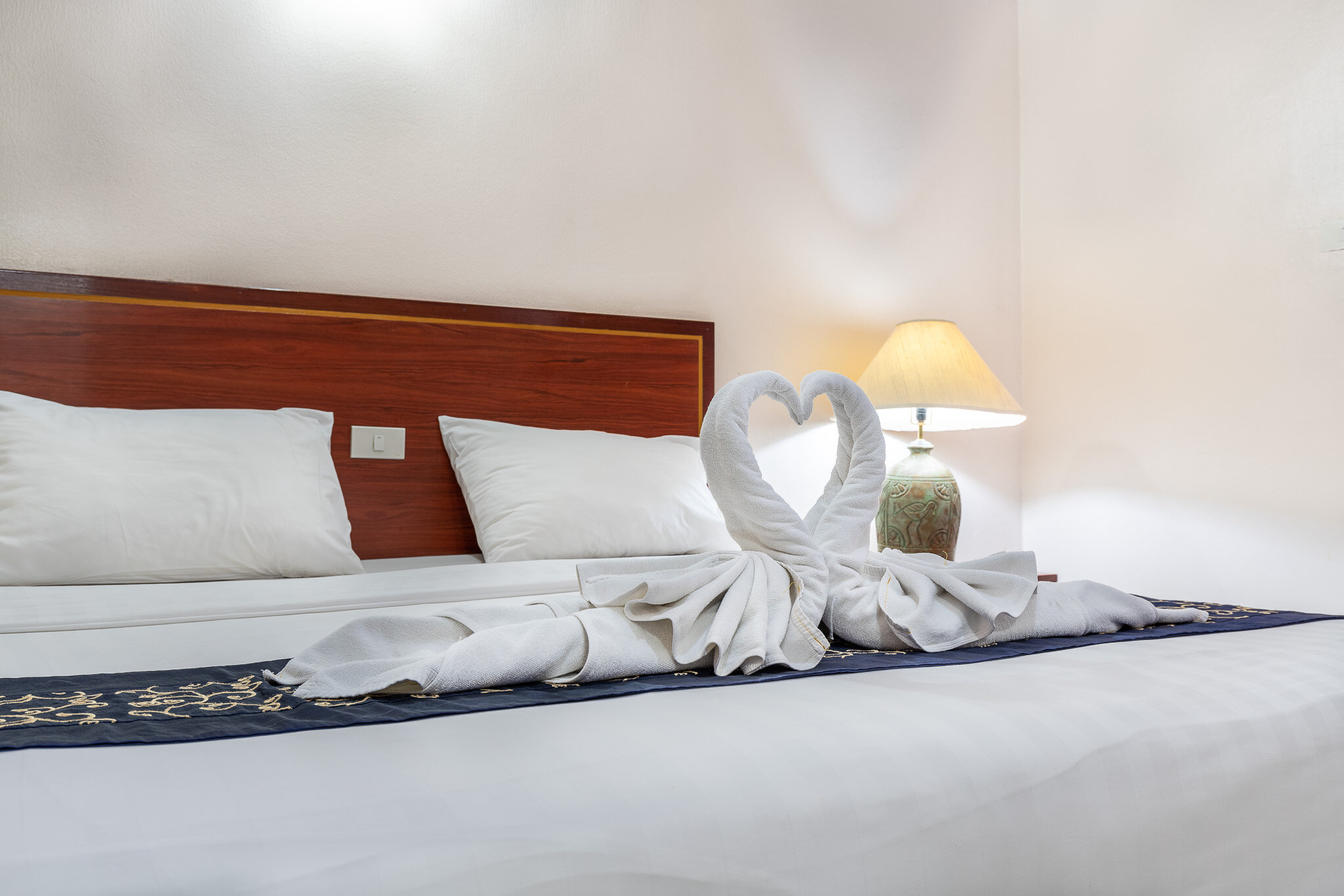 Фото Eastiny Place Hotel