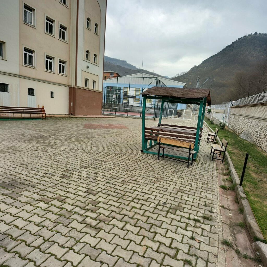 School Murgul Middle School, Murgul, photo