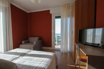 Фото Hotel Bardolino