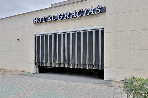 Гостиница Gracias Hotel Gimhae