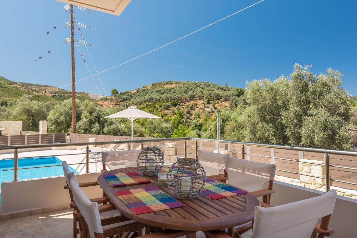 Фото Neaira Villas Chania