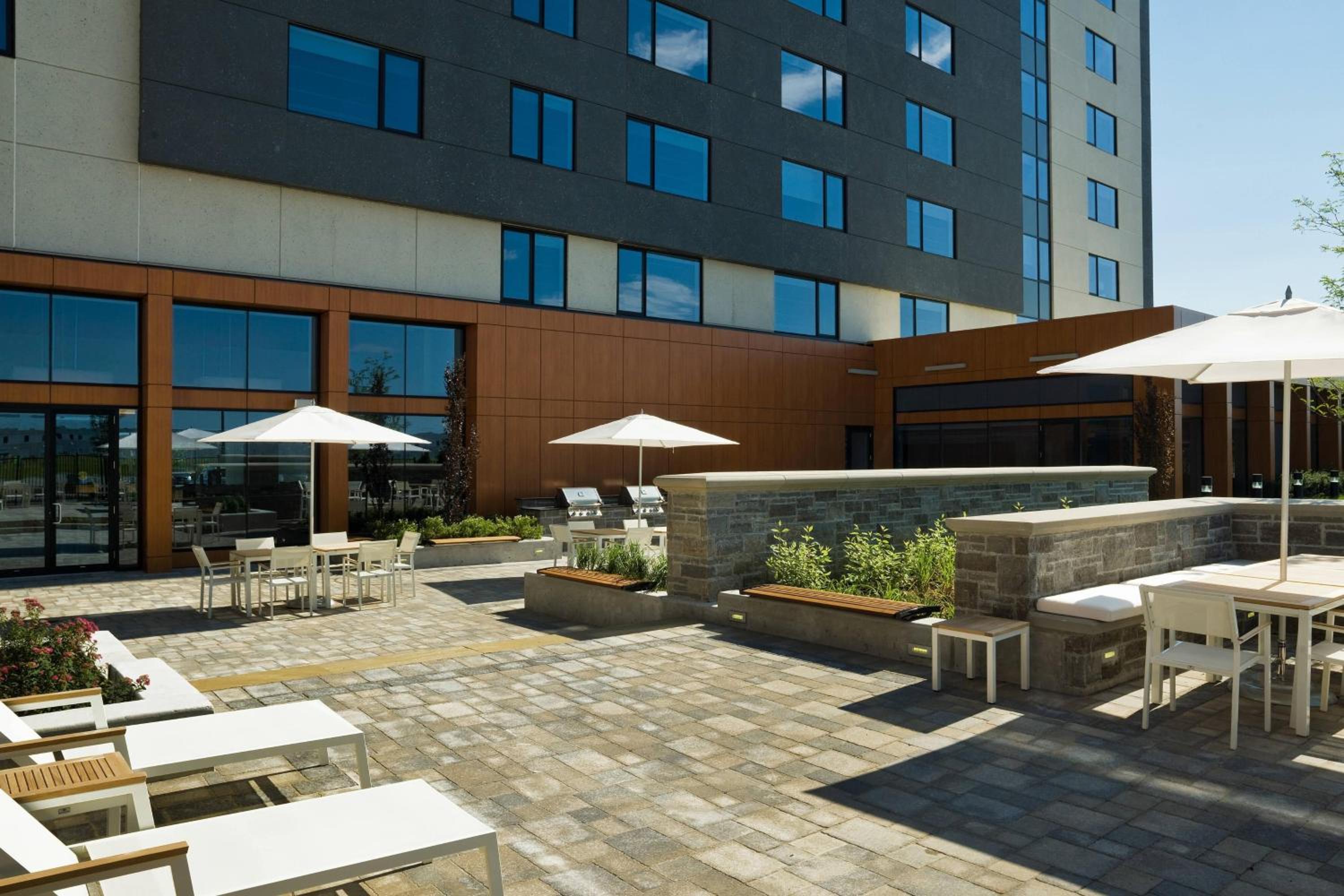 Фото Element Vaughan Southwest