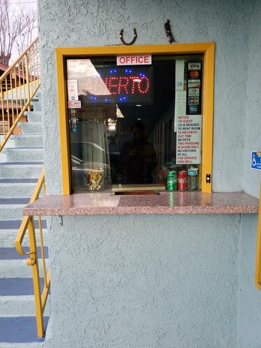 Гостиница Rose Motel в Комптоне