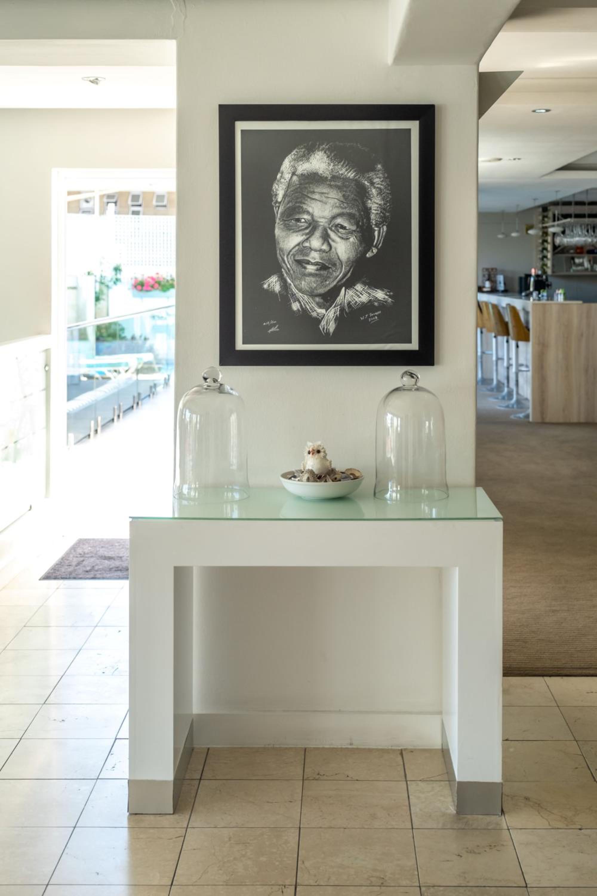 Фото The Bantry Aparthotel by Totalstay