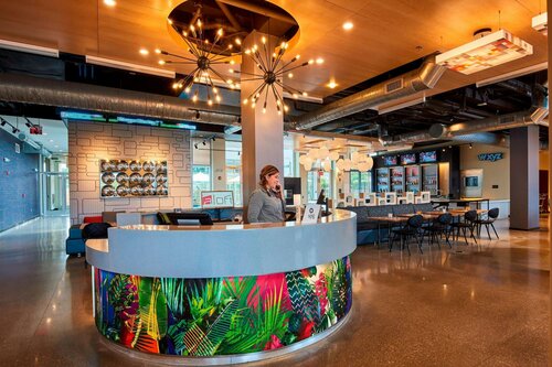 Гостиница Aloft Cleveland Airport