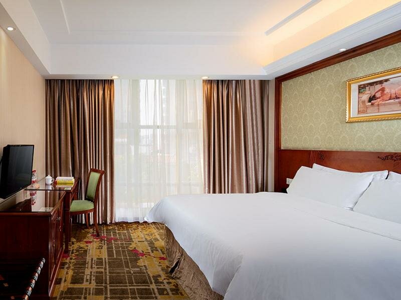 Hotel Vienna Hotel Dongguan Hou street Wanda Plaza, Dongguan, photo